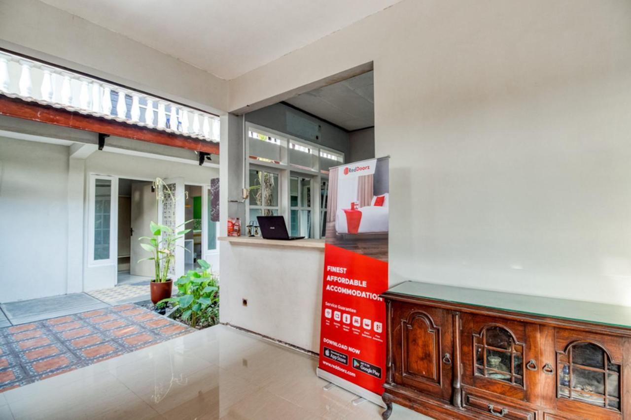 Reddoorz Near Malioboro Tugu Station Jogja 2 Hotel Yogyakarta Eksteriør billede